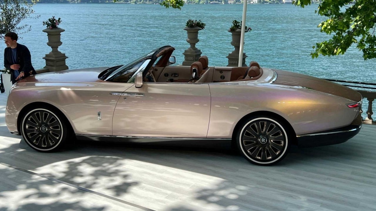 Chi tiết cận cảnh siêu xe Rolls-Royce Boat Tail thứ 2, giá 28 triệu USD