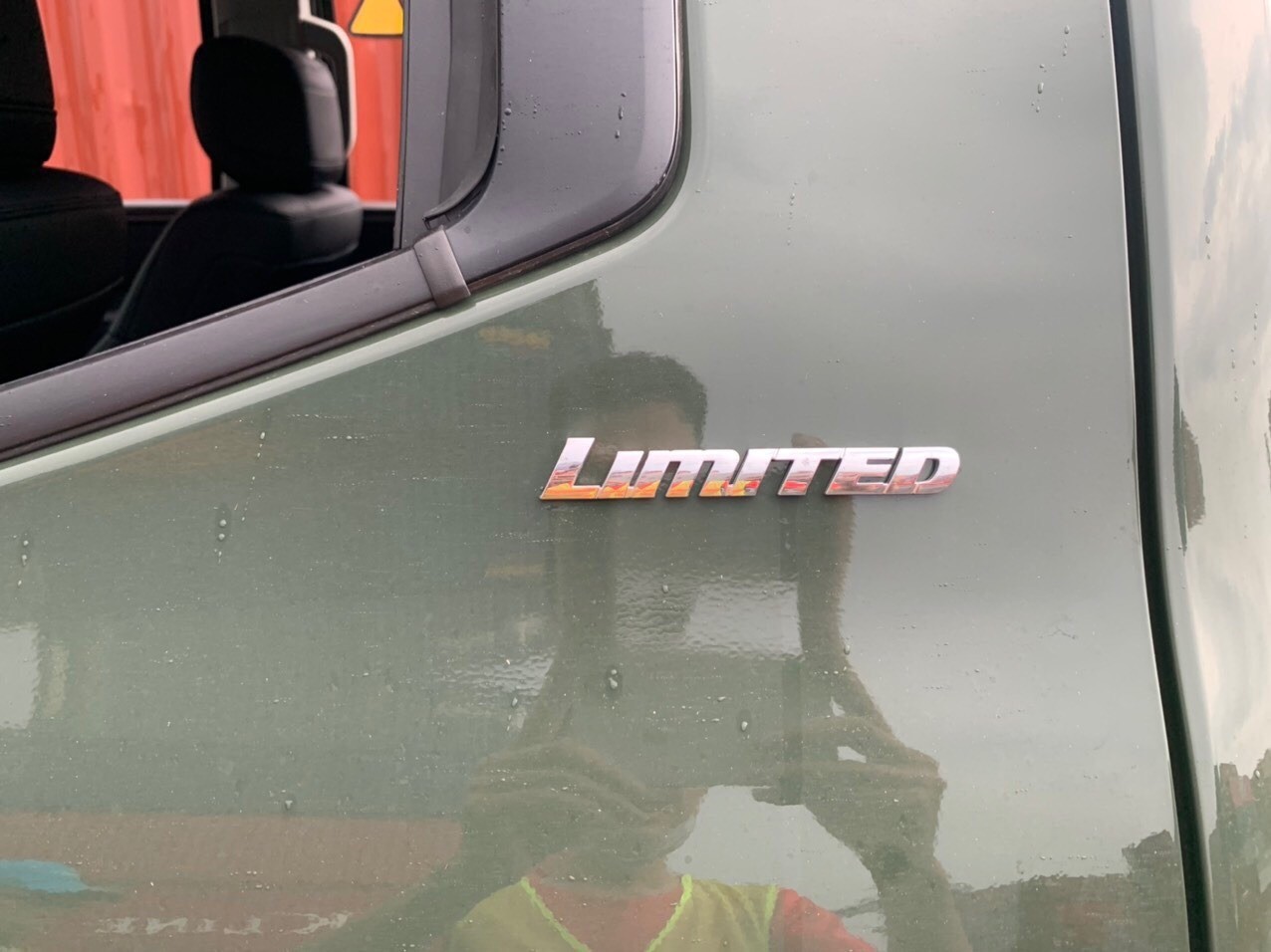 Toyota Tundra 2022 đầu tiên về Việt Nam, giá 4,5 tỷ đồng Toyota Tundra 2022 đầu tiên về Việt Nam, giá 4,5 tỷ đồng