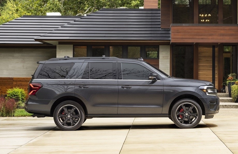 Ford Expedition 2022 bản nâng cấp mới với nhiều trang bị đáng giá