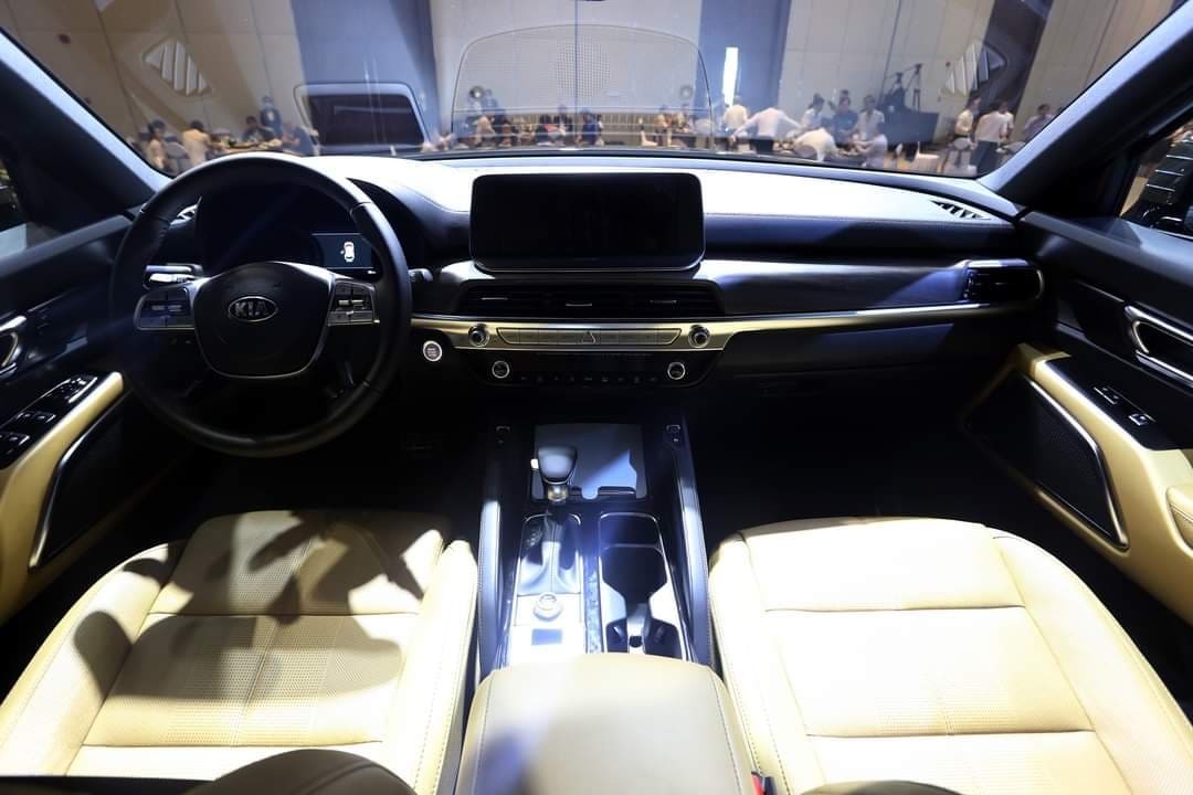 Cận cảnh xe Kia Telluride phiên bản 2022, giá bán dự kiến hơn 2 tỷ đồng