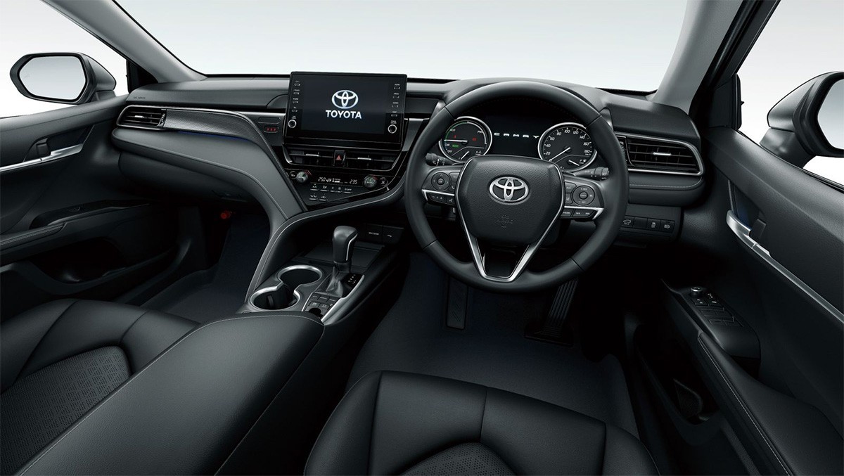 Ngày 3/11, Toyota Camry 2022 phiên bản nâng cấp ra mắt tại Thái Lan