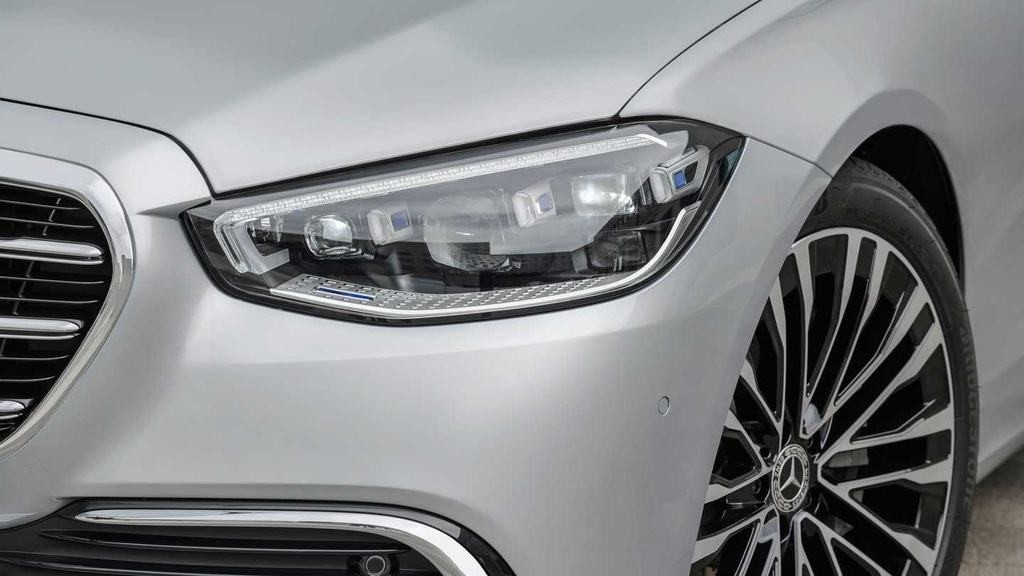 Cận cảnh Mercedes-Benz S-CLass 2022 vừa ra mắt, giá từ 5,2 tỷ đồng