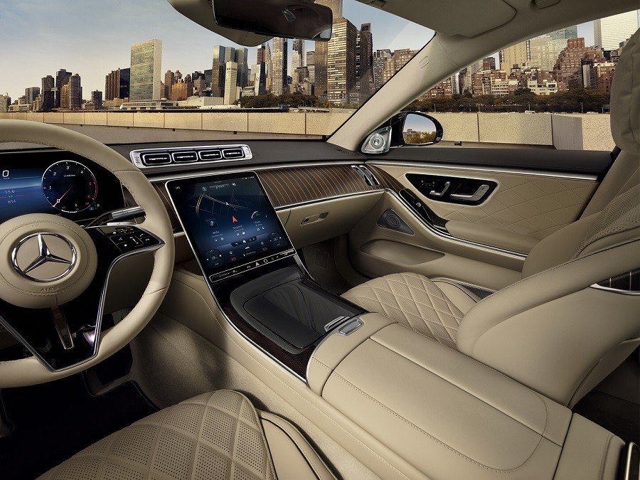 Cận cảnh Mercedes-Benz S-CLass 2022 vừa ra mắt, giá từ 5,2 tỷ đồng