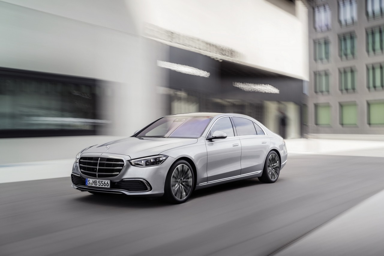 Cận cảnh Mercedes-Benz S-CLass 2022 vừa ra mắt, giá từ 5,2 tỷ đồng