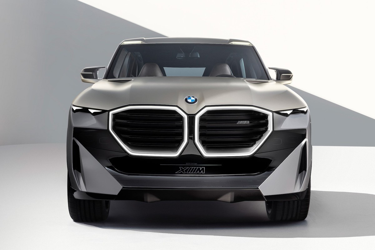 BMW XM mẫu SUV hiệu năng cao, sẽ được ra mắt năm 2022