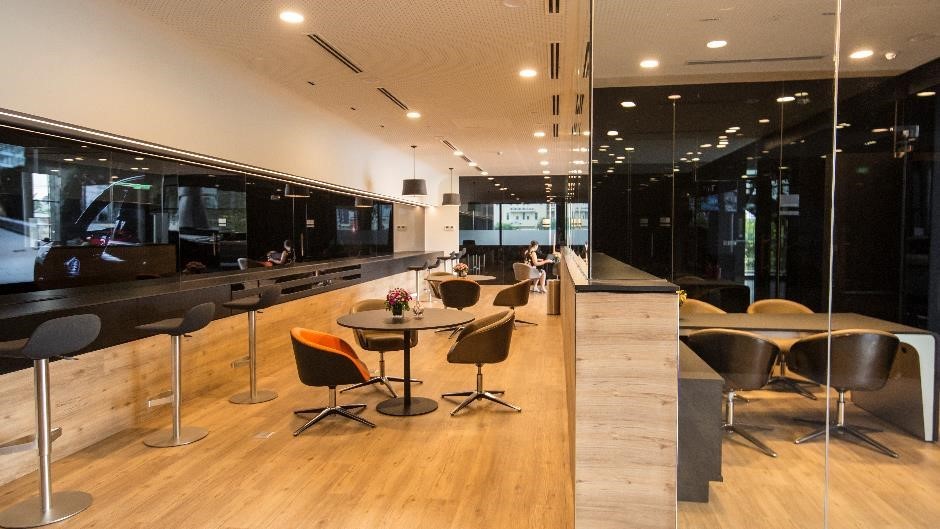 Showroom của Vietnam Star.