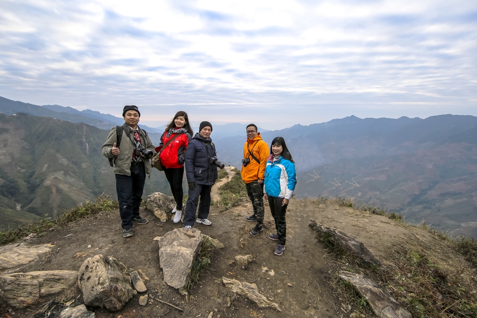 san may tren dinh ta xua