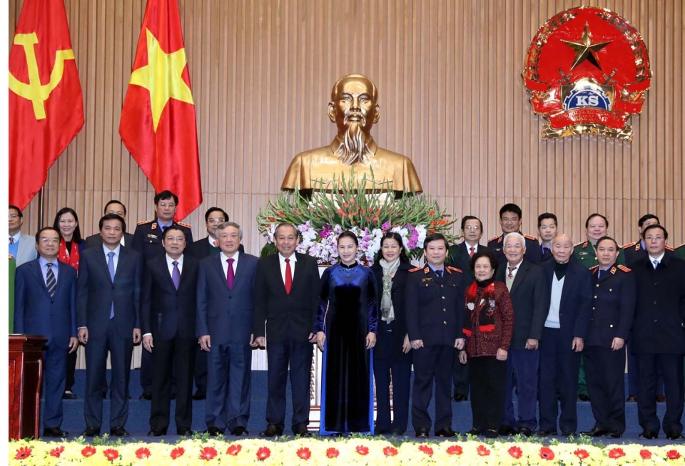 chu tich quoc hoi du hoi nghi trien khai cong tac cua nganh kiem sat nhan dan