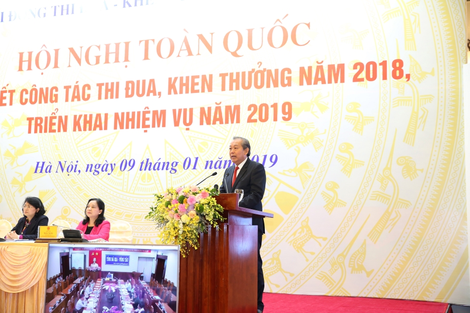 Phó Thủ tướng Trương Hòa Bình: Cần phát động phong trào thi đua đặc biệt can phat dong phong trao thi dua dac biet