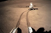 nguoi giau nhat the gioi tham vong chinh phuc mat trang