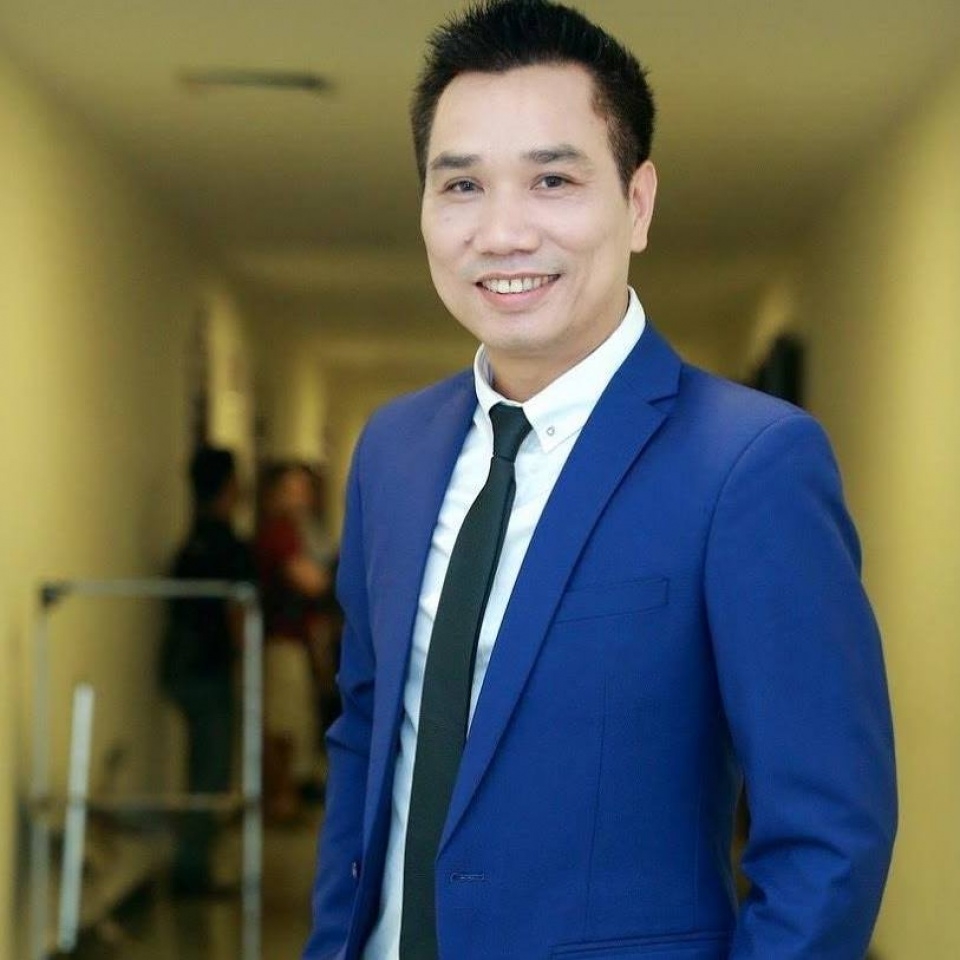 xoa dinh kien voi gioi tinh thu 3 no luc tu 2 phia