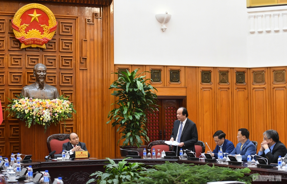 thu tuong nguyen xuan phuc chong tri tre trong cac co quan nha nuoc