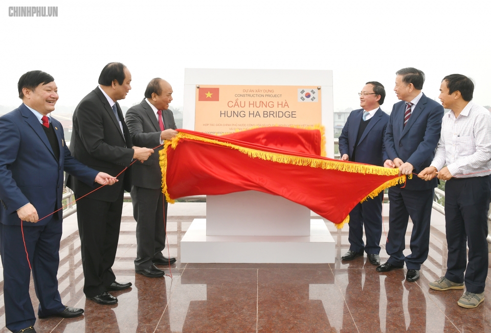 thu tuong phat lenh thong tuyen noi hai cao toc quan trong