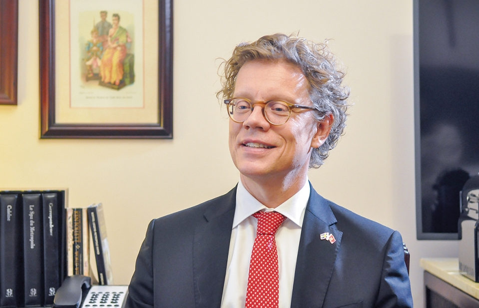 Pereric Hogberg: Vị Đại sứ yêu âm nhạc