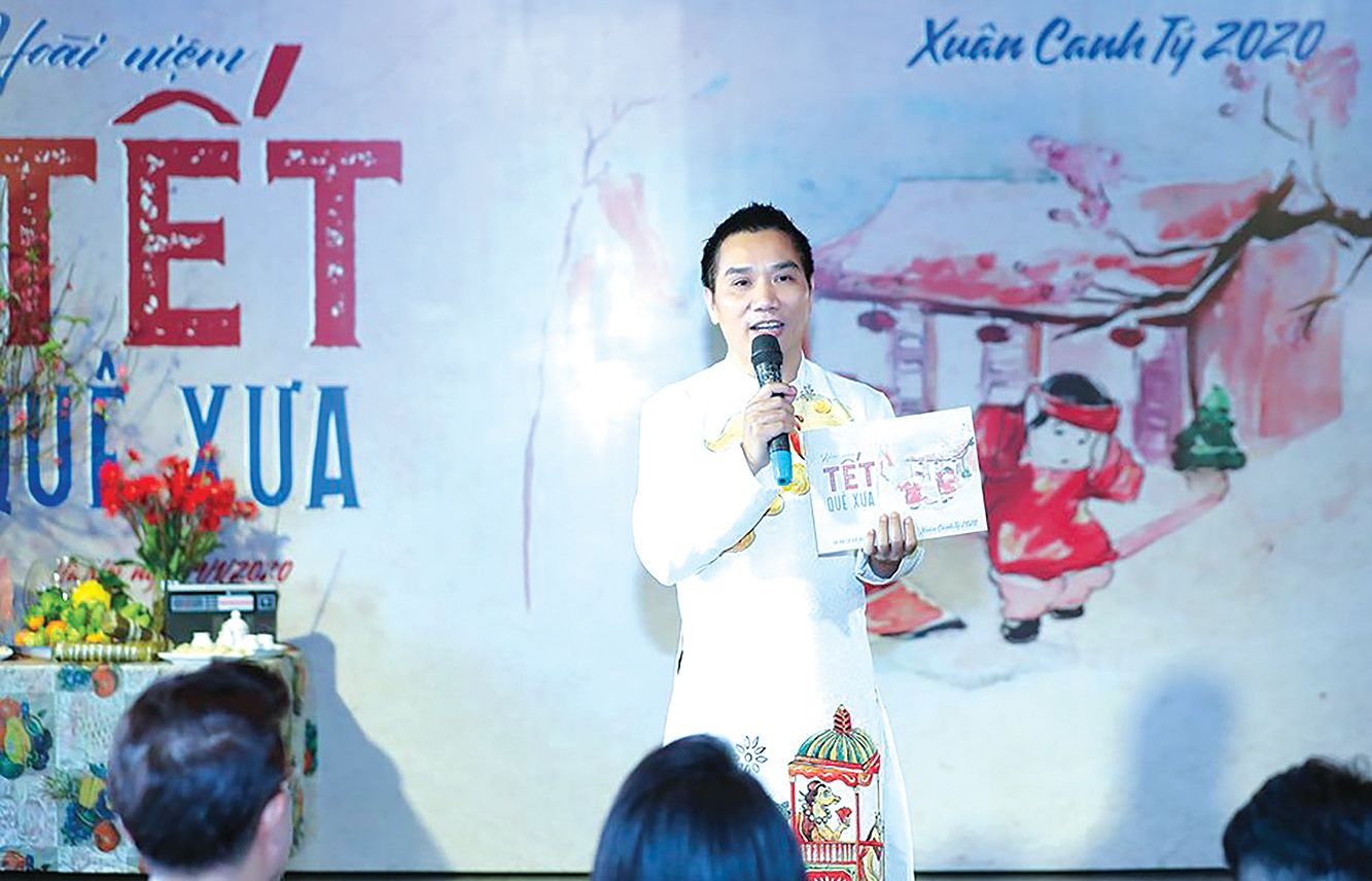 Nhà báo Ngô Bá Lục: Để người lớn yêu Tết hơn...