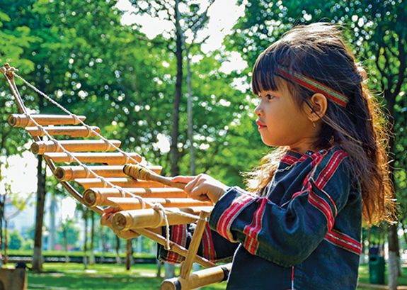 ngay tet ban hay thu giai ma cau do cua dong bao gia rai jrai