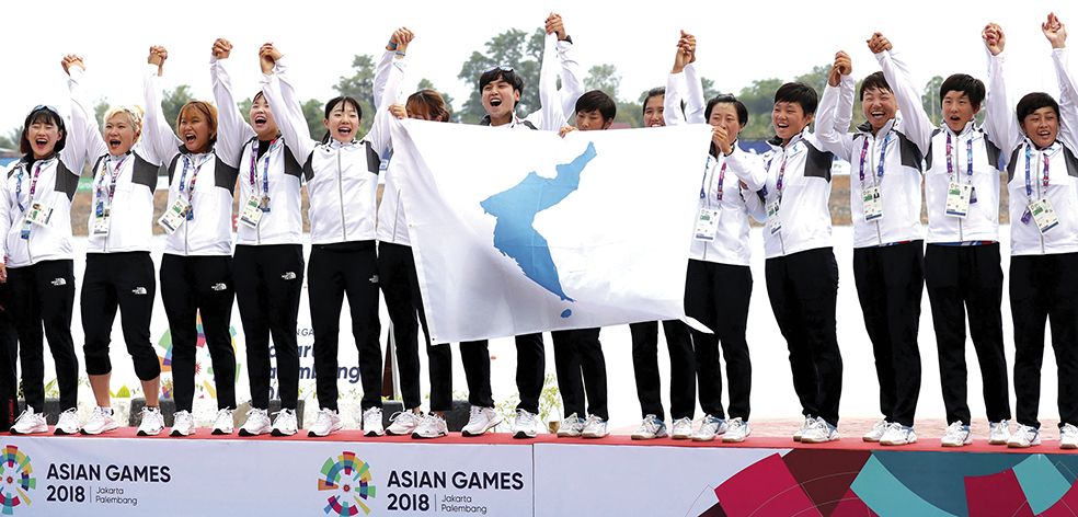 khi the thao ha nhiet cang thang chinh tri