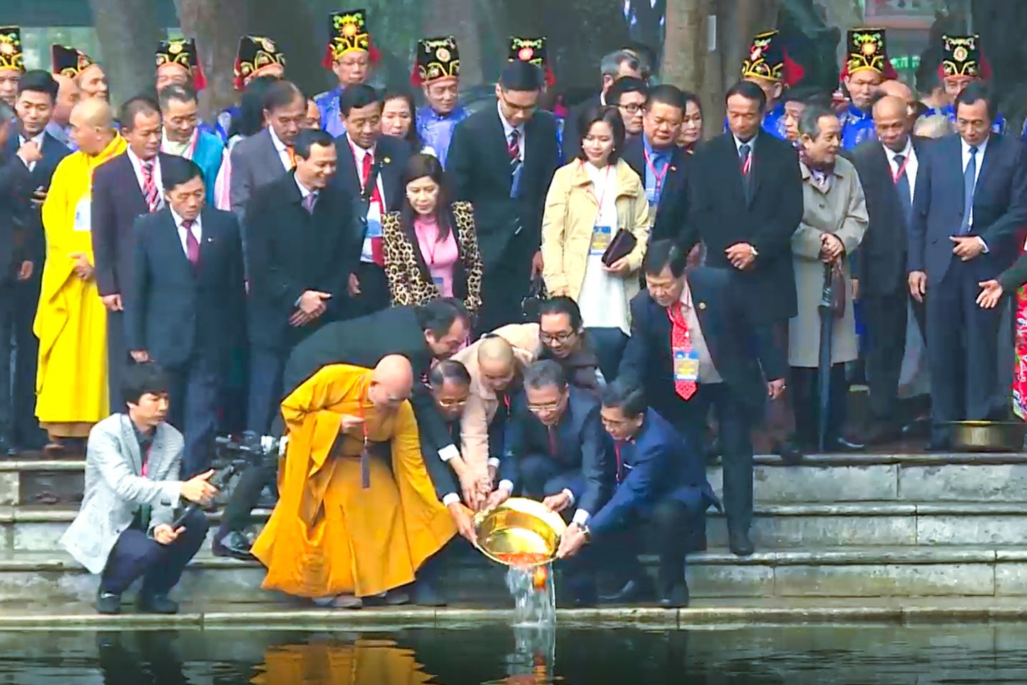 truc tuyen doan kieu bao tieu bieu dang huong va tha ca tai den do bac ninh