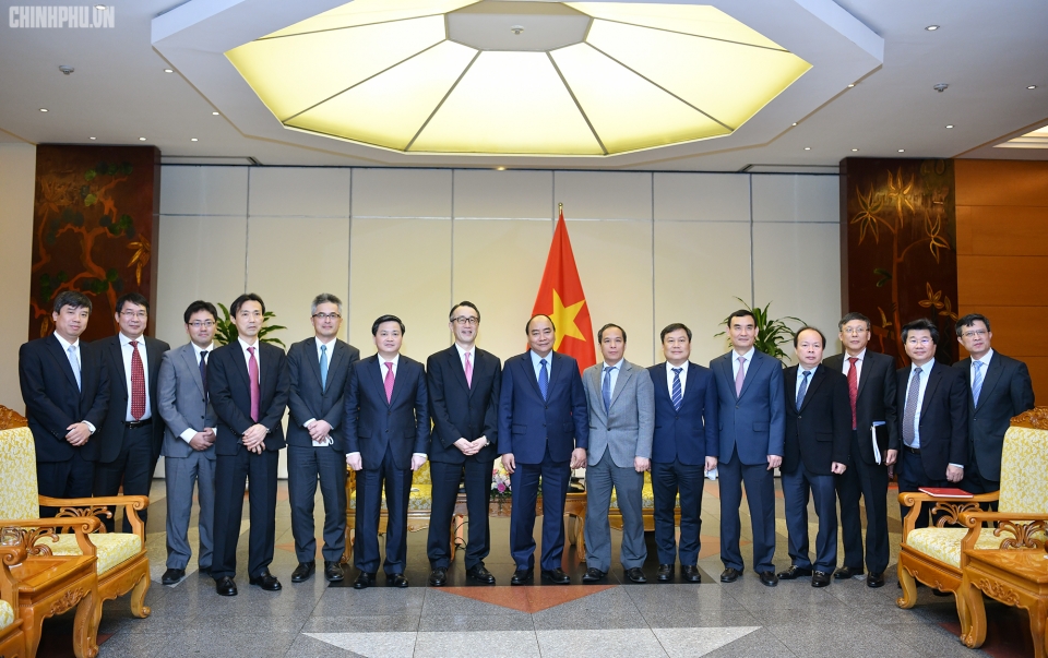 thu tuong tiep tong giam doc ngan hang mufg nhat ban