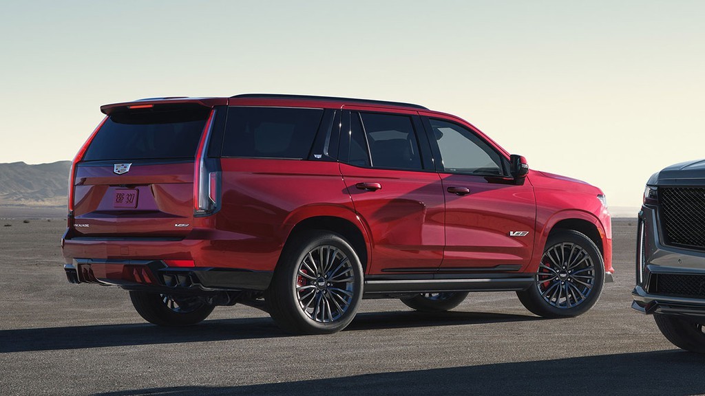 Cận cảnh SUV 'khủng long' Cadillac Escalade V-Series 2023 đầu tiên trong lịch sử
