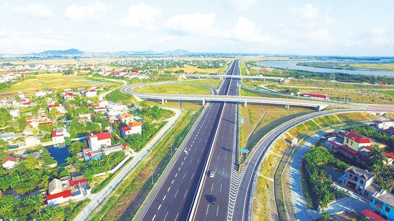 Hoạt động ngân hàng phát triển và nhiệm vụ tín dụng đầu tư của Nhà nước