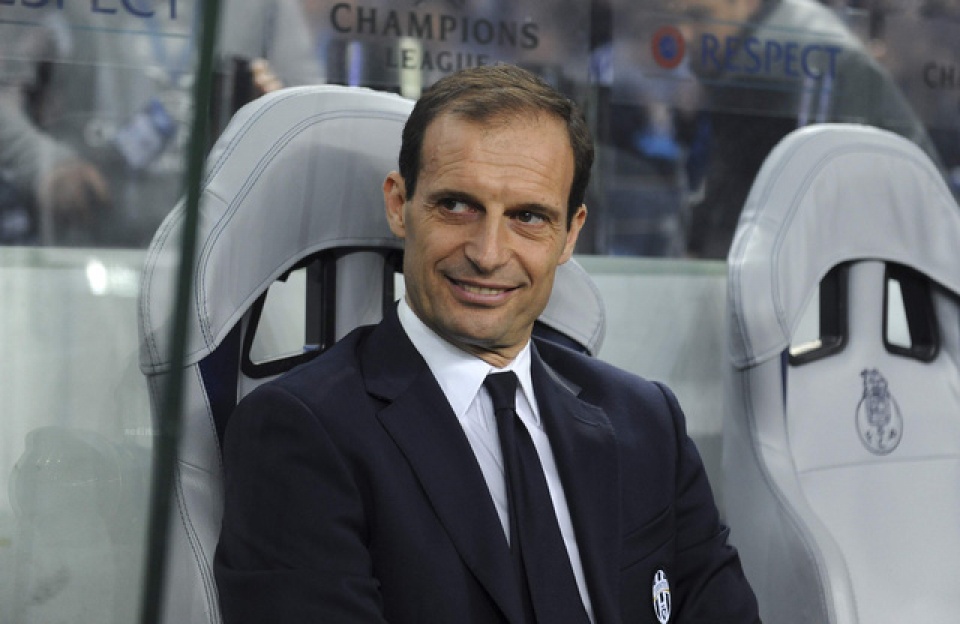 hlv allegri tu tiet lo se toi dan dat arsenal