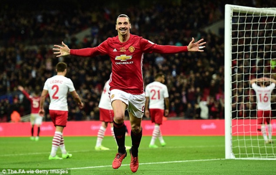 dieu kien de ibrahimovic o lai man united