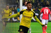 Aubameyang lập hat-trick, Dortmund hiên ngang vào tứ kết
