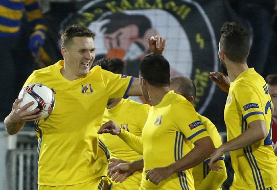 mkhitaryan lap cong mu hoa tren san fc rostov