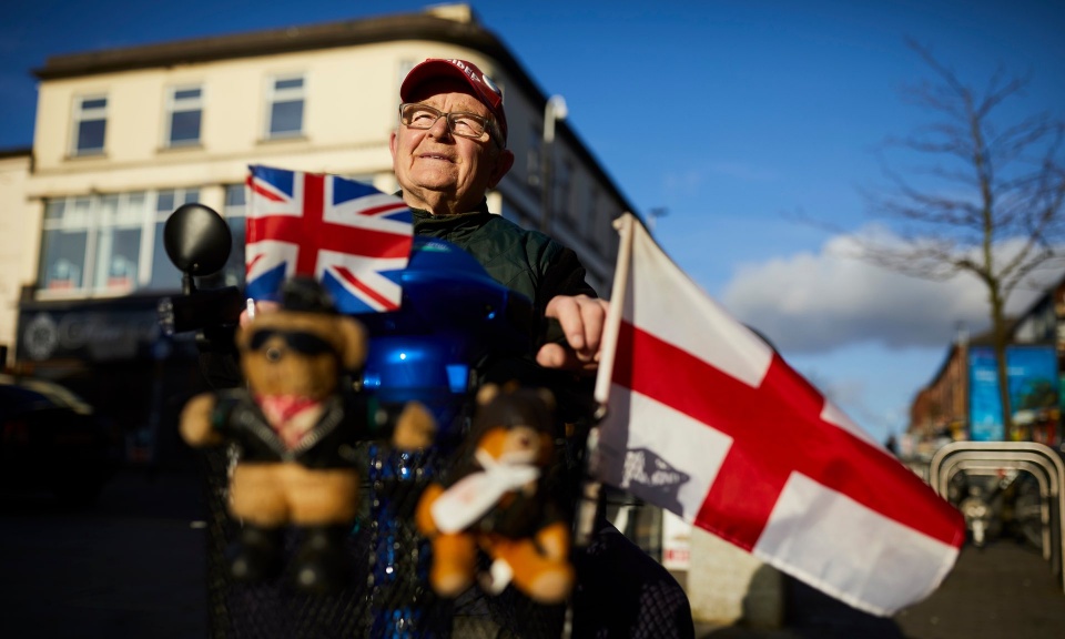 anh chui the se bi phat 120 usd