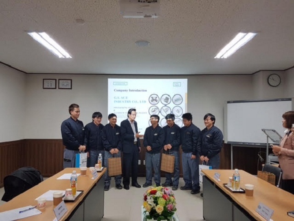 Việt – Hàn tăng cường hợp tác lao động viet han tang cuong hop tac lao dong