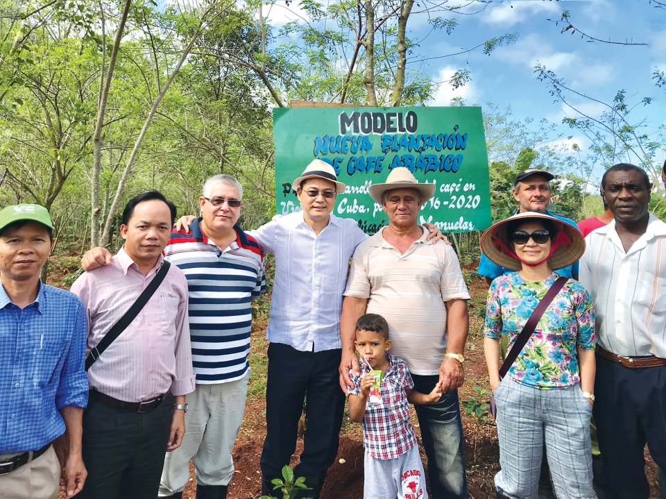 Luồng sinh khí mới cho quan hệ Việt Nam - Cuba luong sinh khi moi cho quan he viet nam cuba