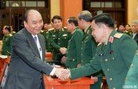Thủ tướng Nguyễn Xuân Phúc: Không vì kinh tế mà coi nhẹ nhiệm vụ quốc phòng