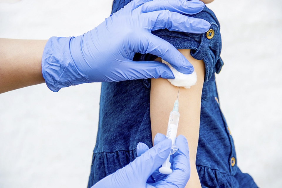 hau qua khon luong neu bai vaccine