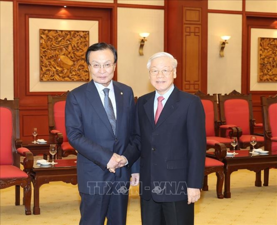 Tổng Bí thư, Chủ tịch nước tiếp Chủ tịch Đảng Dân chủ đồng hành Hàn Quốc tong bi thu chu tich nuoc tiep chu tich dang dan chu dong hanh han quoc