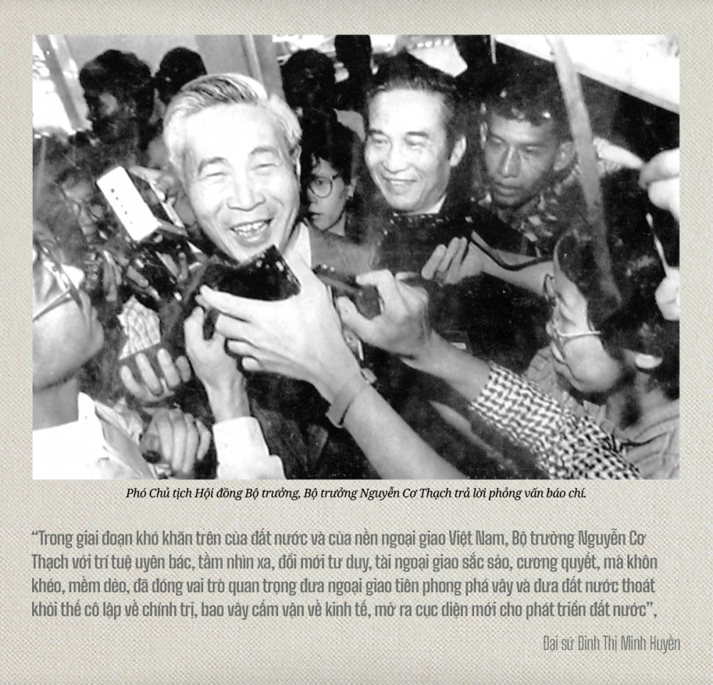 ĐẠI SỨ KỂ CHUYỆN. Những cuộc đấu trí của ông Nguyễn Cơ Thạch ở Liên hợp quốc và kỷ niệm về chiếc tất thủng lỗ