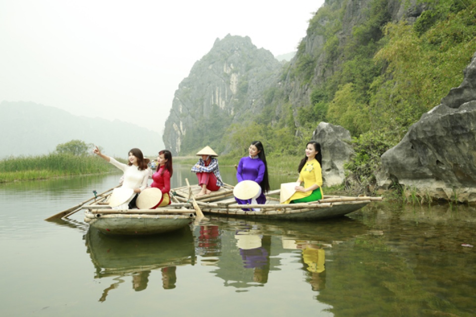 ngoan canh ngam vooc