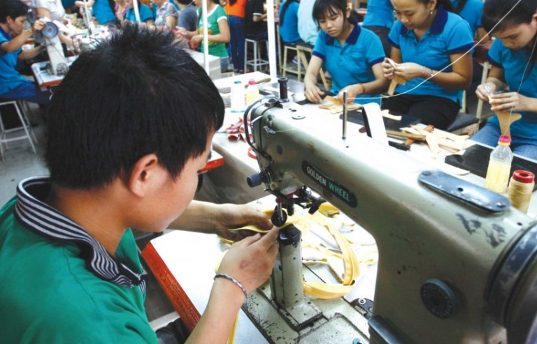 nhieu ban khoan ve du thao luat ho tro dnvvn