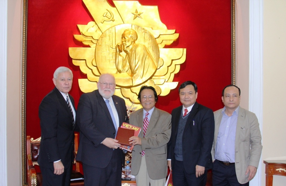 phat huy suc manh cua doi ngoai nhan dan