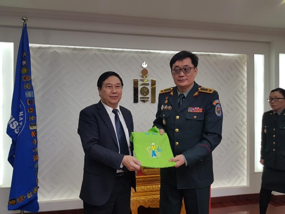 thuc day hop tac tu phap viet nam mong co