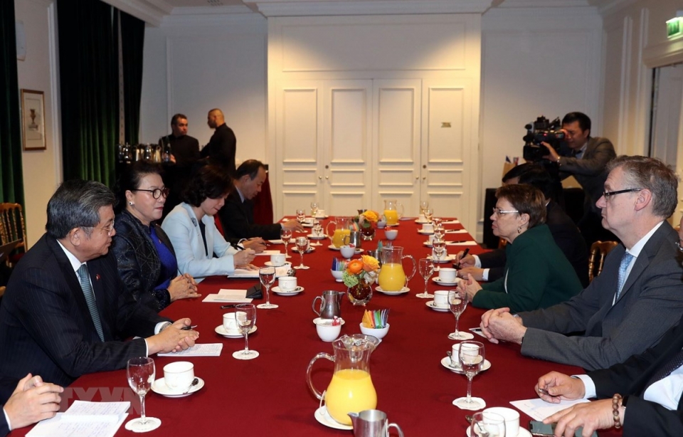 Chủ tịch Quốc hội Nguyễn Thị Kim Ngân tiếp lãnh đạo Tập đoàn Safran, Pháp chu tich quoc hoi nguyen thi kim ngan tiep lanh dao tap doan safran phap