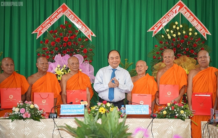 Thủ tướng thăm hỏi, chúc mừng các chư tăng Khmer dịp Tết Chol Chnam Thmay