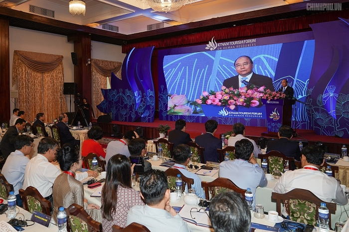 thu tuong neu 3 cau hoi lon doi voi nganh du lich