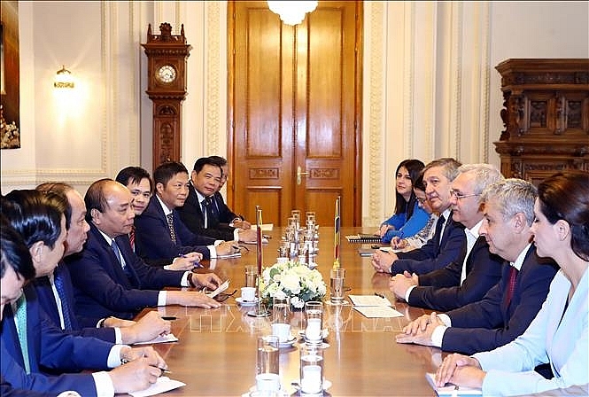 thu tuong nguyen xuan phuc hoi kien chu tich ha vien romania