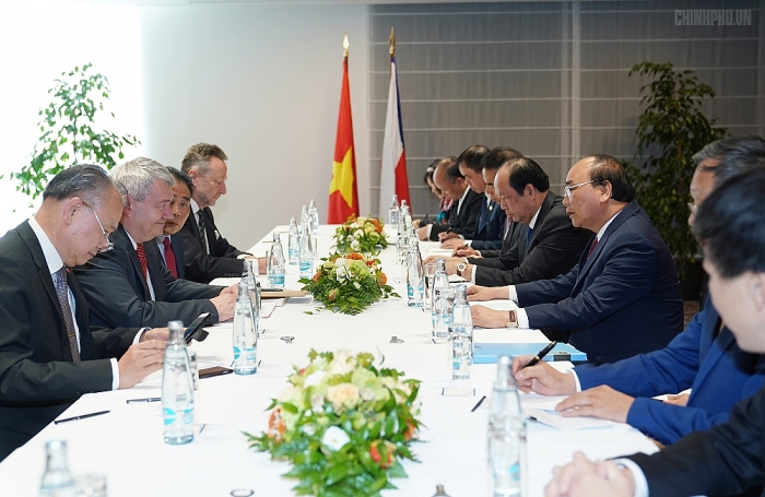 thu tuong nguyen xuan phuc tiep chu tich dang sec morava