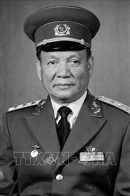 thong cao dac biet nguyen chu tich nuoc dai tuong le duc anh tu tran