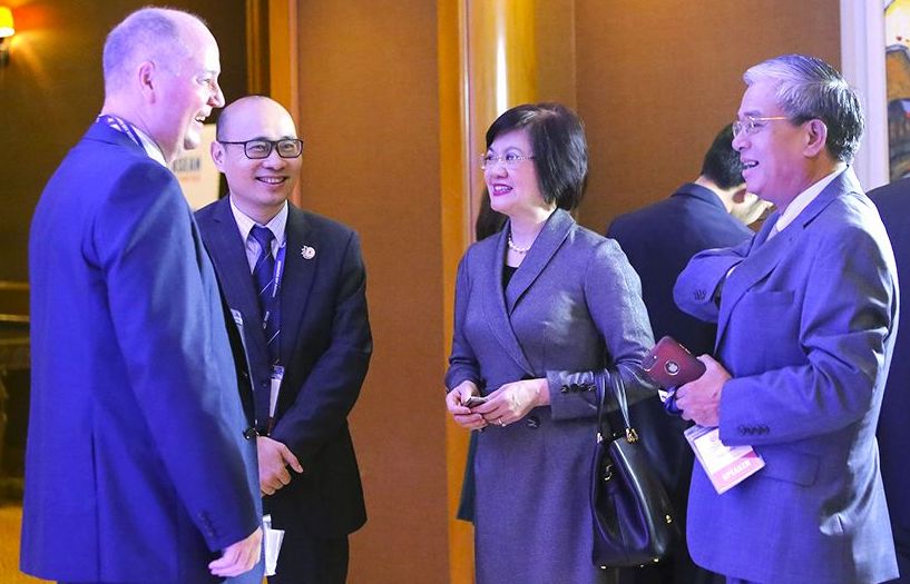 dai su nguyen nguyet nga trong trach quoc te nao cung dat ra thoi co va thach thuc