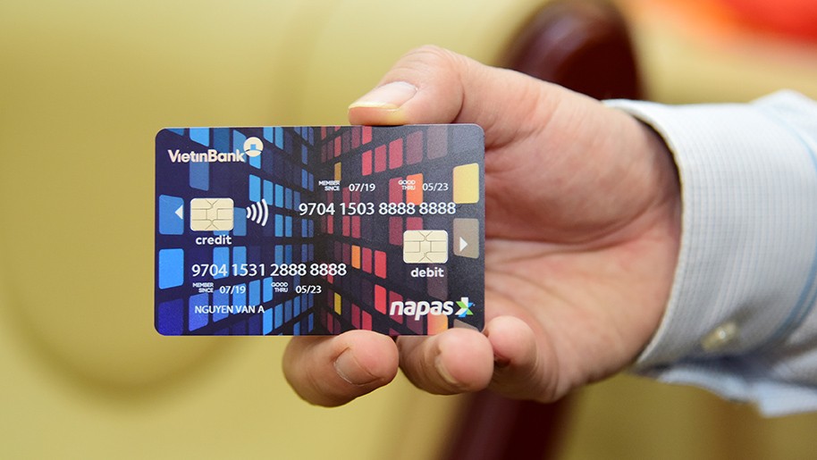 Thẻ 2Card được thiết kế dạng họa tiết 3D mang phong cách trẻ trung hiện đại.