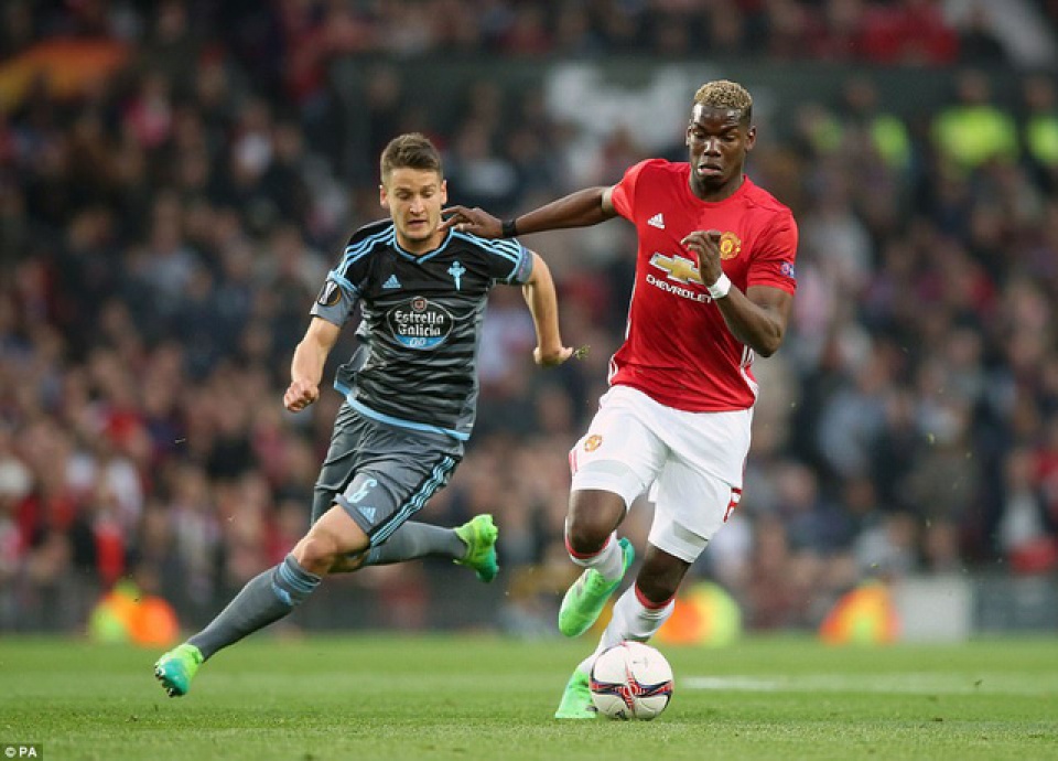hoa hu via truoc celta vigo man utd vao chung ket europa league