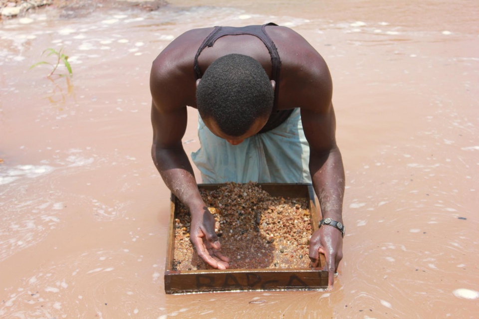 Khai thác kim cương ở Congo khai thac kim cuong o congo